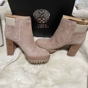 Vince Women's Cream Heeled Boots